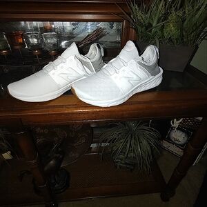 brand new/never worn new balance fresh foam sneakers